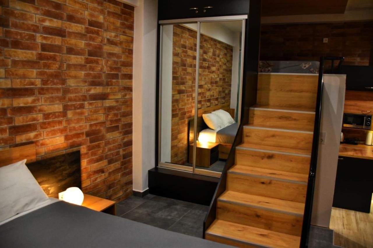 Alexander Apartment Сере Экстерьер фото