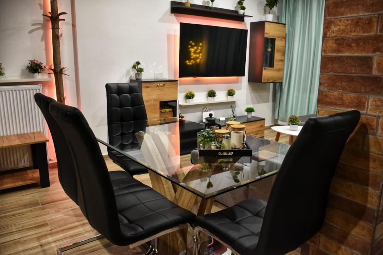 Alexander Apartment Сере Экстерьер фото