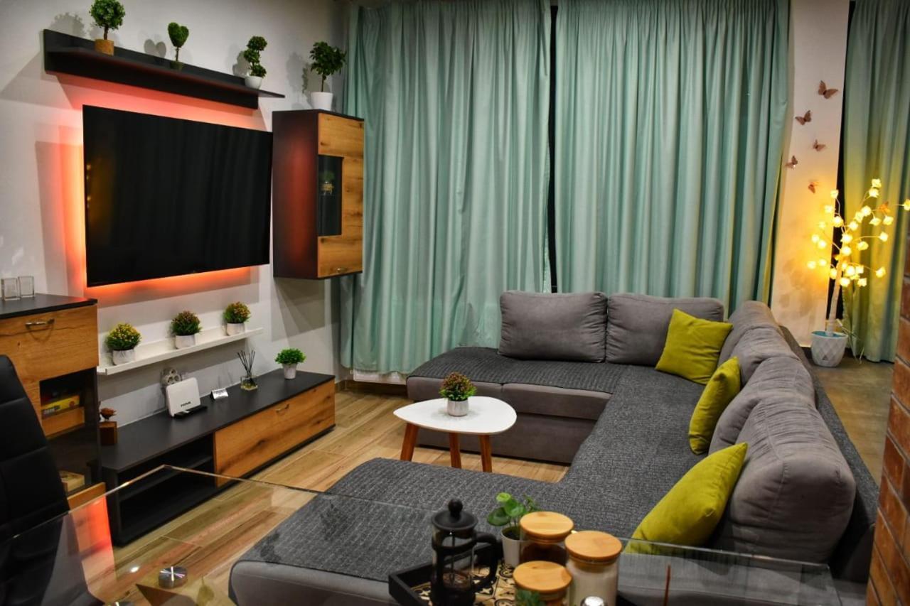 Alexander Apartment Сере Экстерьер фото