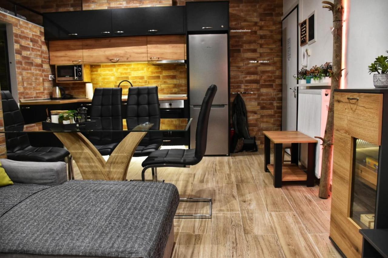 Alexander Apartment Сере Экстерьер фото